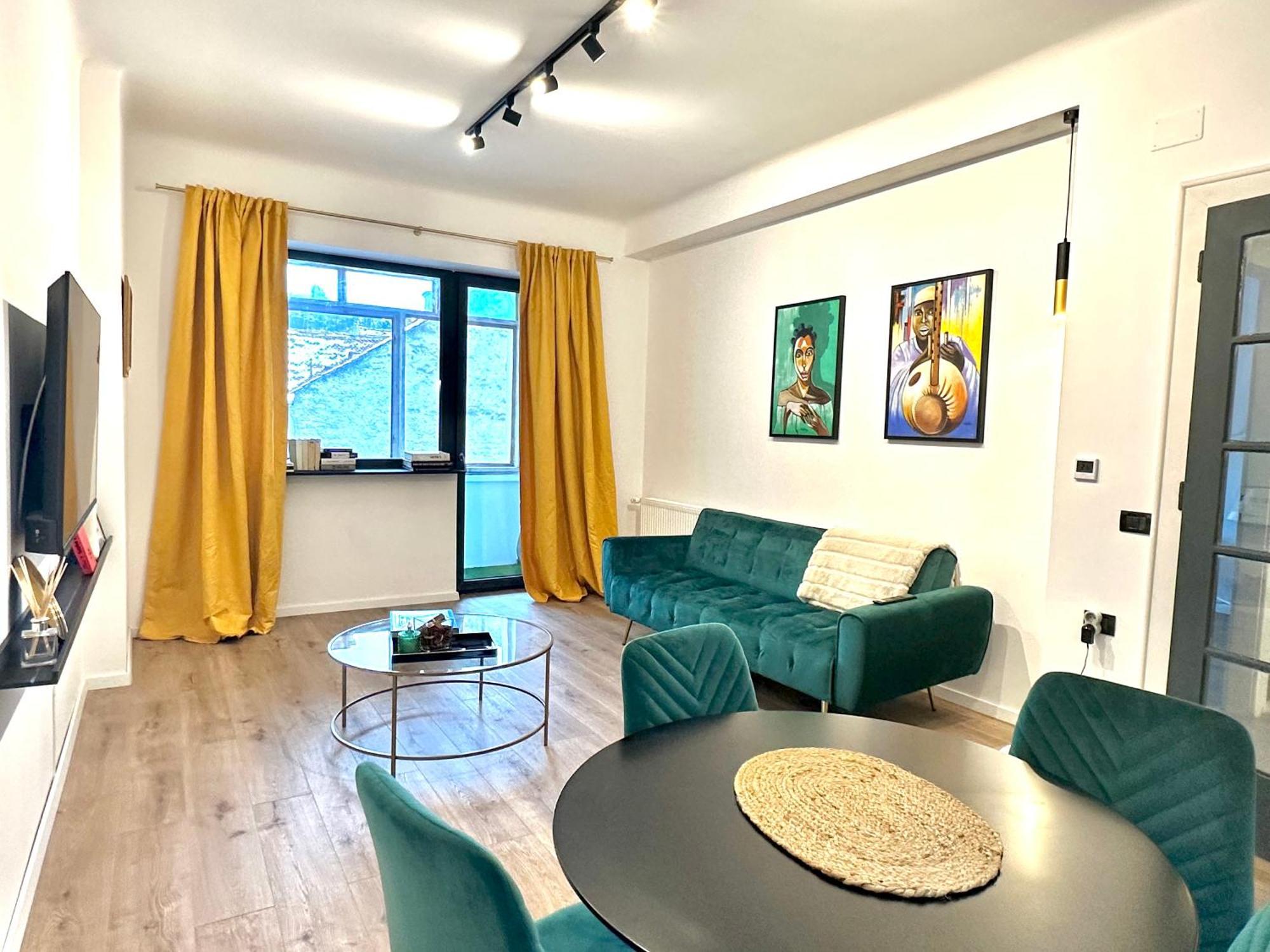 Peaceful Condo For Romantic Getaways Near Black Church - 3Min Walk Brașov Exterior foto